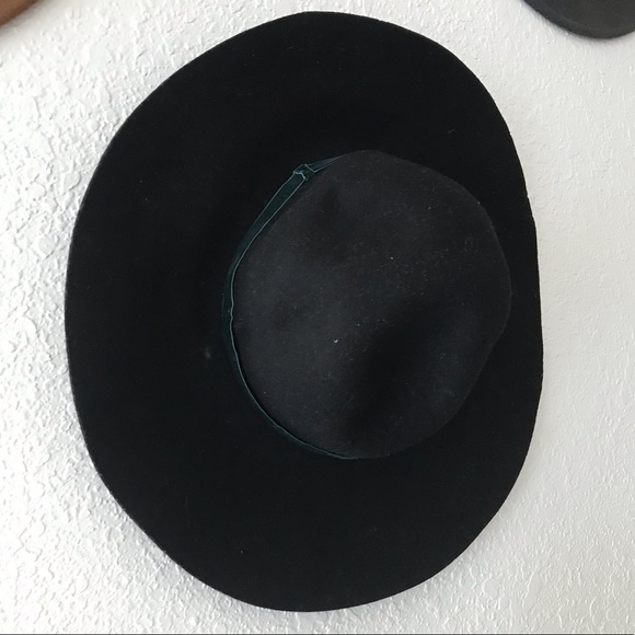 Accessories - Black Wool Hat